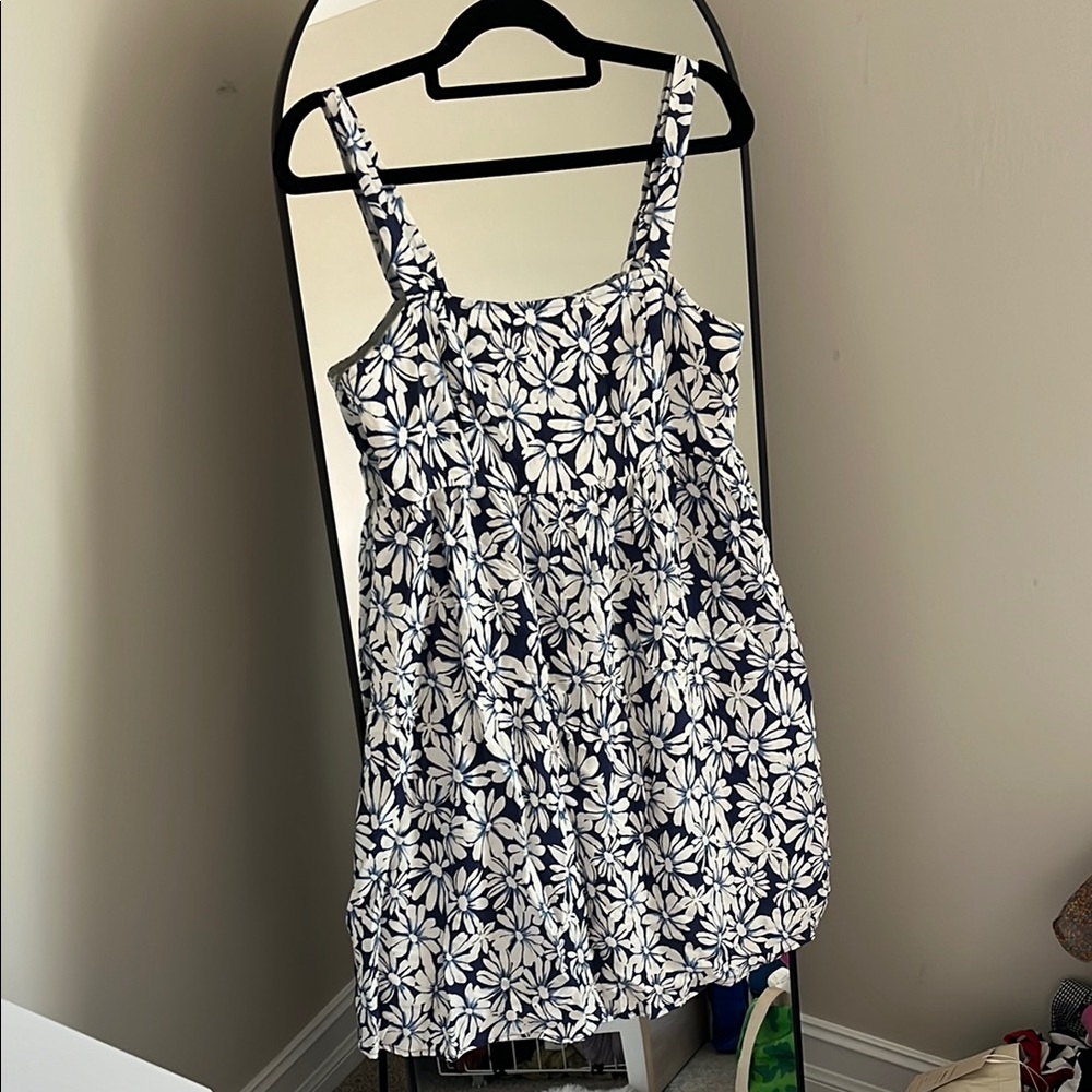 NWT Rewind Floral Print Sleeveless Dress